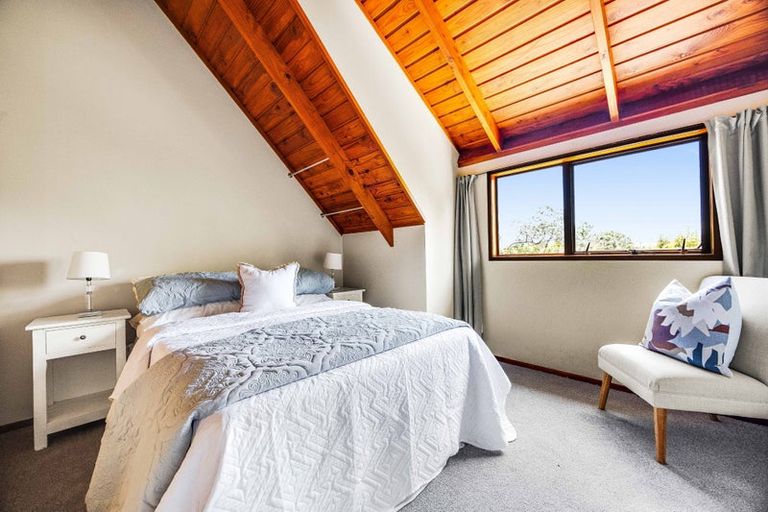 Photo of property in 163 Browns Bay Road, Browns Bay, Auckland, 0630