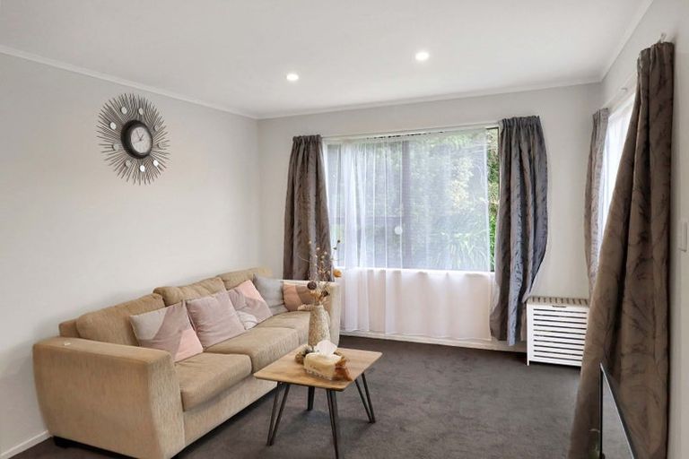 Photo of property in 12a Crawford Grove, Naenae, Lower Hutt, 5011