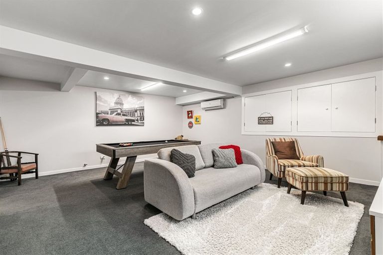 Photo of property in 37 Mozeley Avenue, Devonport, Auckland, 0624