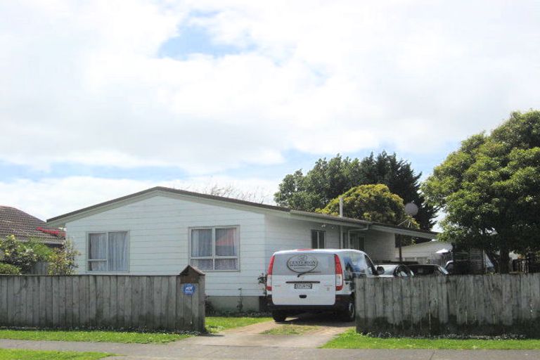 Photo of property in 43 Burundi Avenue, Clendon Park, Auckland, 2103