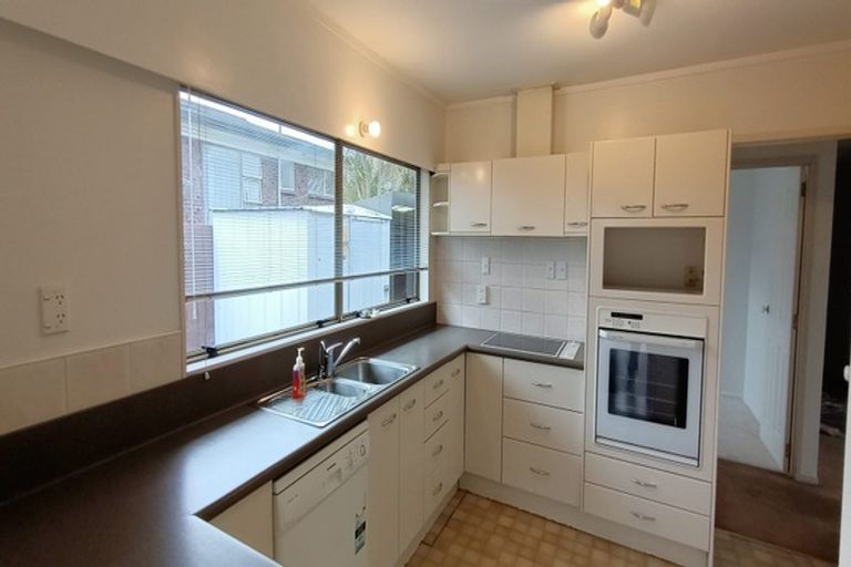 Photo of property in 27 Rushgreen Avenue, Pahurehure, Papakura, 2113