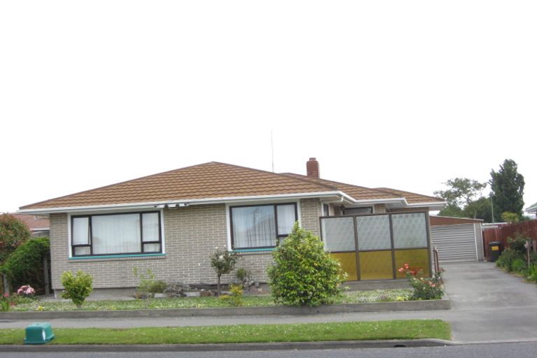 Photo of property in 27 Compton Street, Woolston, Christchurch, 8062