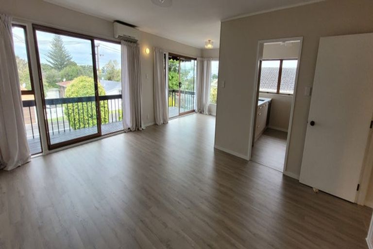 Photo of property in 3/64 Church Street, Northcote Point, Auckland, 0627