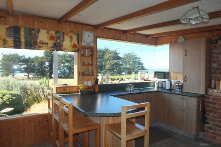 Photo of property in 6 Ipswich Street, Hampden, 9410