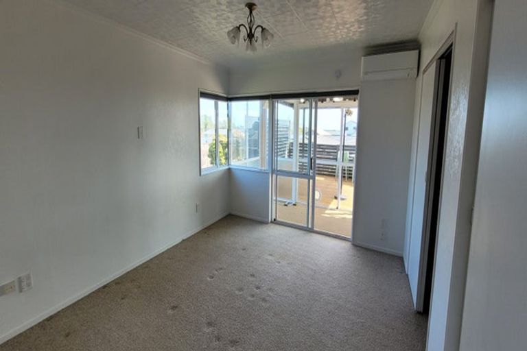 Photo of property in 1 Bandon Grove, Bell Block, New Plymouth, 4312