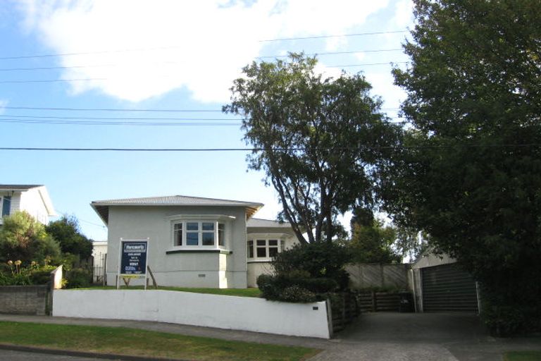 Photo of property in 30 Gloucester Street, Silverstream, Upper Hutt, 5019