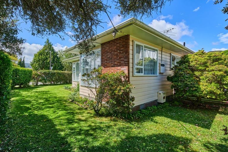 Photo of property in 56 Naenae Road, Naenae, Lower Hutt, 5011