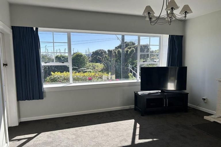 Photo of property in 3 Miro Street, Karoro, Greymouth, 7805