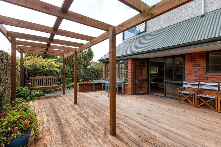 Photo of property in 7a Palm Avenue, Hokowhitu, Palmerston North, 4410