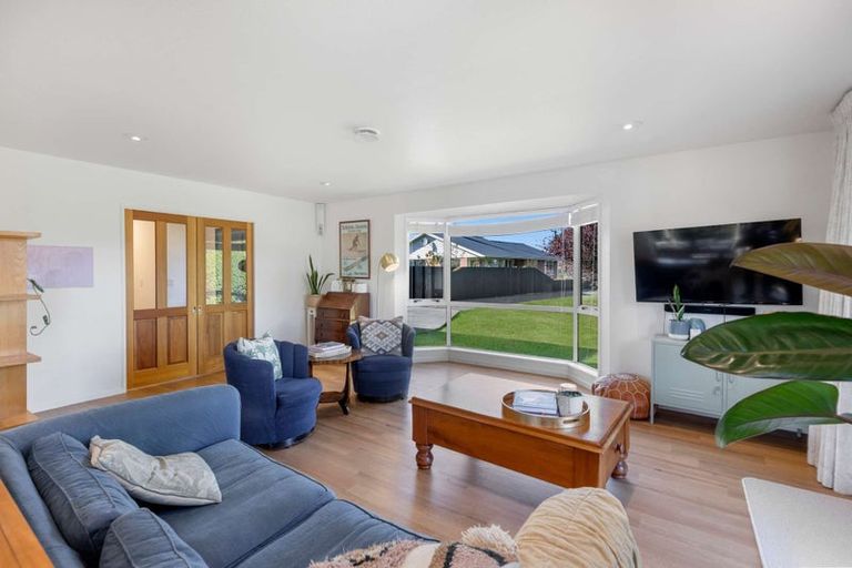 Photo of property in 11 Douglas Road, Amberley, 7410