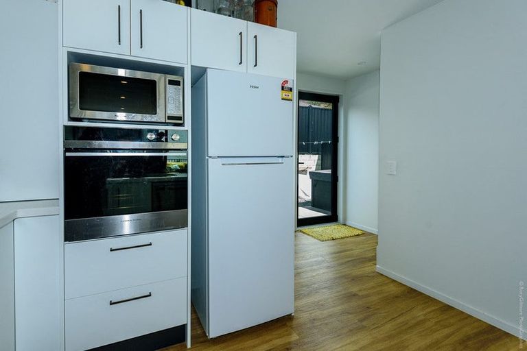 Photo of property in 16 Wheatsheaf Lane, Heathcote Valley, Christchurch, 8022