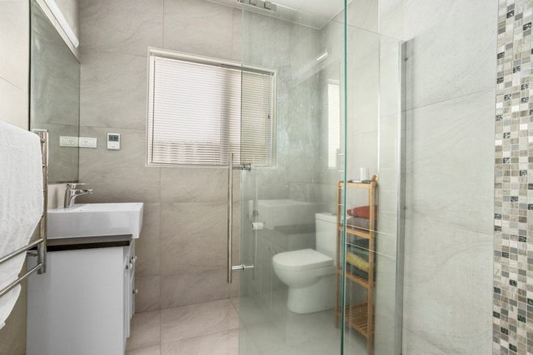 Photo of property in 9 Ballyholey Drive, Flat Bush, Auckland, 2019