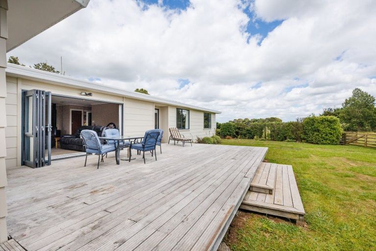 Photo of property in 69 Reid Line East, Aorangi, Feilding, 4775