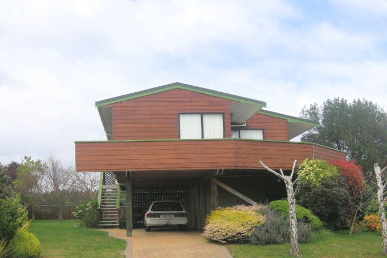 Photo of property in 59 Grace Crescent, Richmond Heights, Taupo, 3330