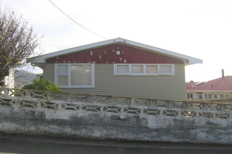 Photo of property in 30 Ernest Street, Ranui, Porirua, 5024