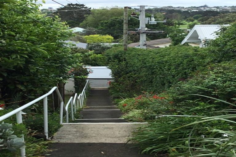 Photo of property in 38a Albert Road, Devonport, Auckland, 0624