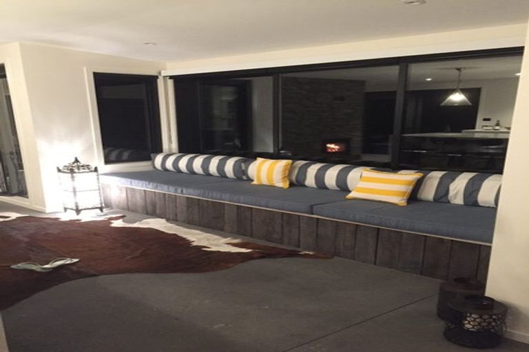 Photo of property in 15 Estrella Heights Lane, Queensberry, Cromwell, 9383