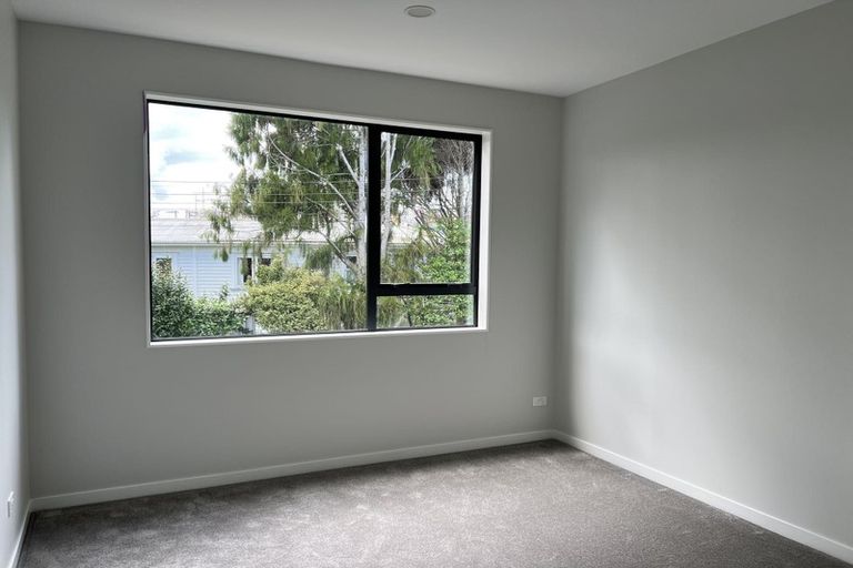 Photo of property in 355b Beach Road, Campbells Bay, Auckland, 0630