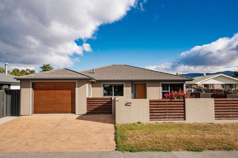 Photo of property in 112 Neplusultra Street, Cromwell, 9310