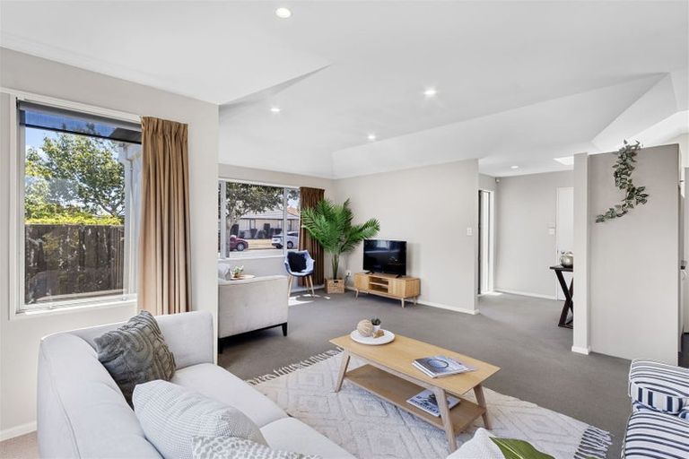 Photo of property in 25 Beechwood Drive, Northwood, Christchurch, 8051