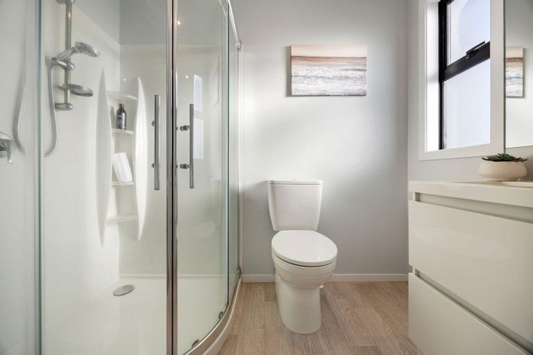 Photo of property in 1-5/5 Charlemont Street, Whitiora, Hamilton, 3200