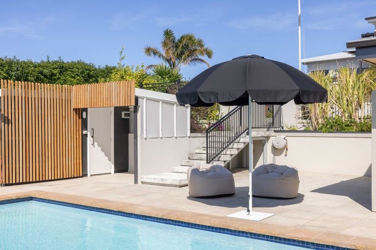 Photo of property in 12 George Street, Hospital Hill, Napier, 4110