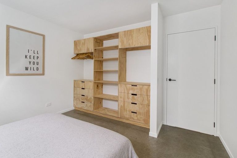 Photo of property in 2/2a Rhodes Street, Parkside, 7910