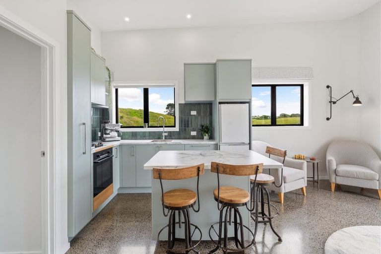 Photo of property in 49 Honey Road, Otaua, 2683