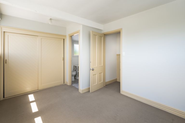 Photo of property in 14 Roxburgh Street, Sydenham, Christchurch, 8023