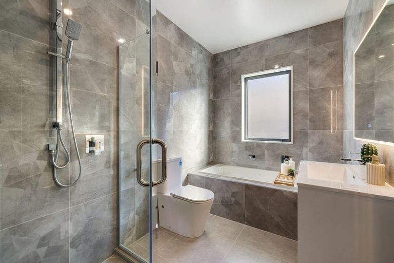 Photo of property in 7 Dolcetto Place, Pokeno, 2402