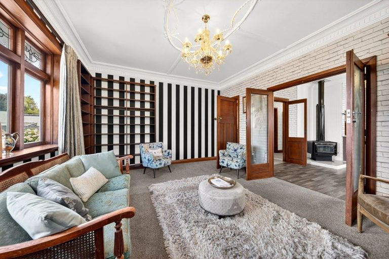 Photo of property in 106 Lincoln Road, Masterton, 5810