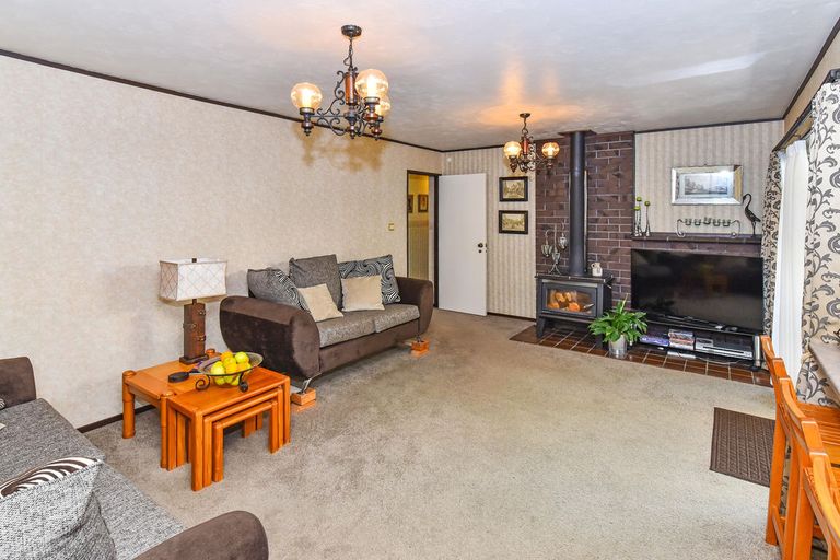 Photo of property in 101 Carnoustie Drive, Wattle Downs, Auckland, 2103