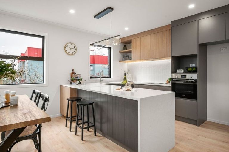 Photo of property in 1/143 Clarence Street, Riccarton, Christchurch, 8011