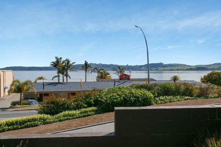 Photo of property in 1/232 Lake Terrace, Waipahihi, Taupo, 3330