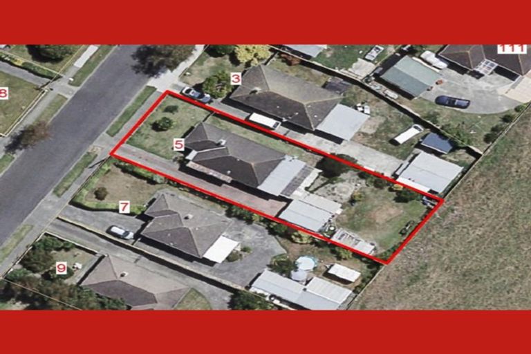 Photo of property in 5 Masefield Avenue, Maraenui, Napier, 4110