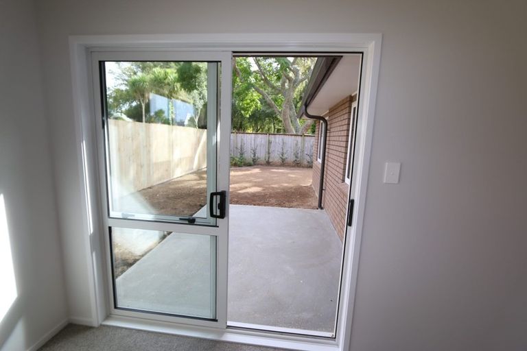 Photo of property in 15 Kennedy Lane, Hamilton East, Hamilton, 3216