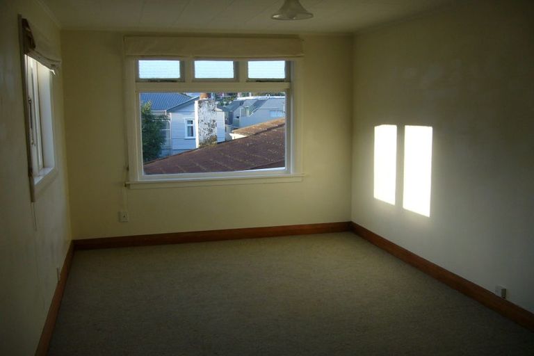 Photo of property in 20 Mckinley Crescent, Brooklyn, Wellington, 6021