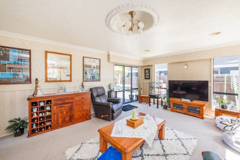 Photo of property in 15 Kentucky Way, Awapuni, Palmerston North, 4412