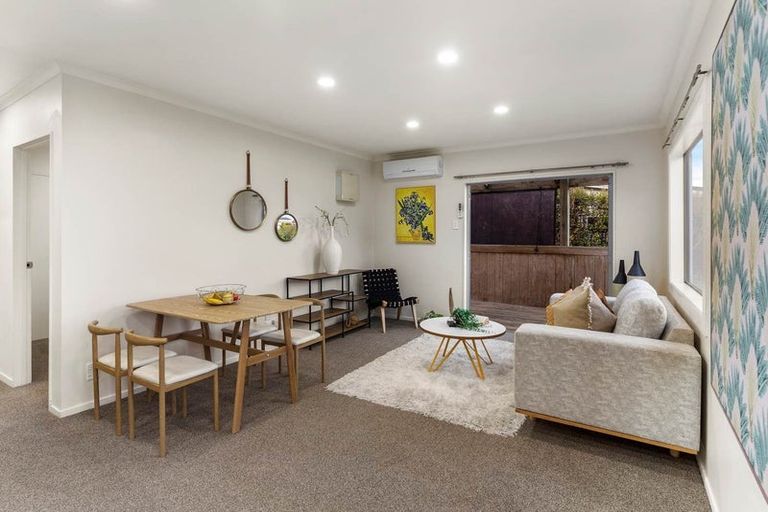 Photo of property in 1/16 Matipo Road, Mairangi Bay, Auckland, 0630