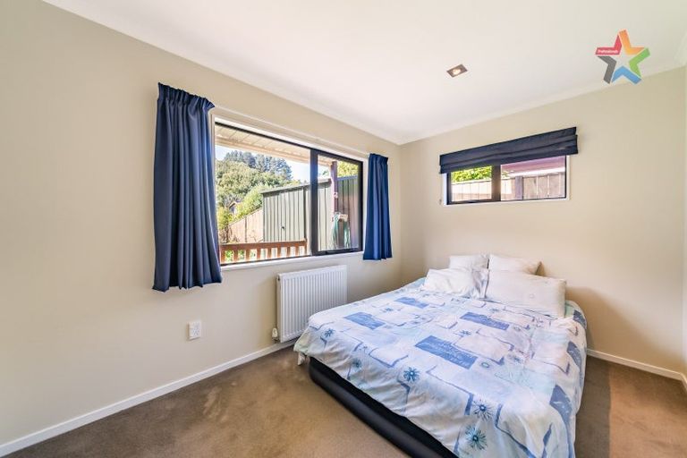 Photo of property in 138 Tirohanga Road, Tirohanga, Lower Hutt, 5010