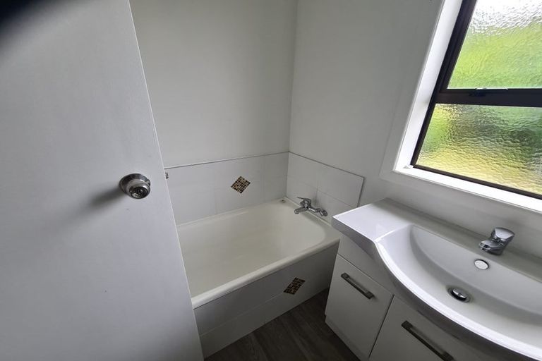 Photo of property in 11 Sunny Bay Road, Matua, Tauranga, 3110