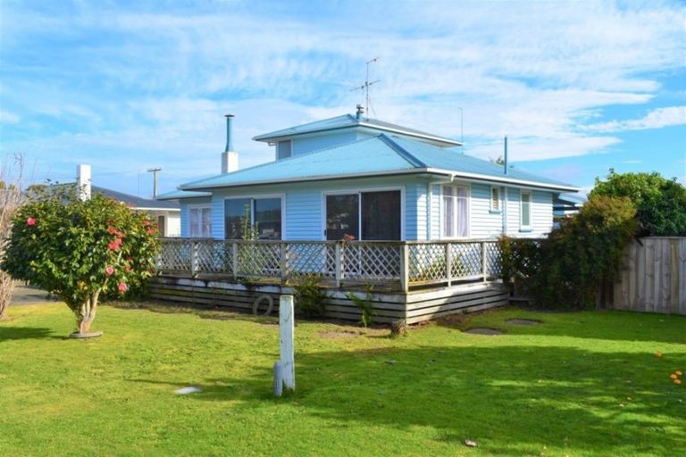 Photo of property in 16 Ayton Street, Mangapapa, Gisborne, 4010