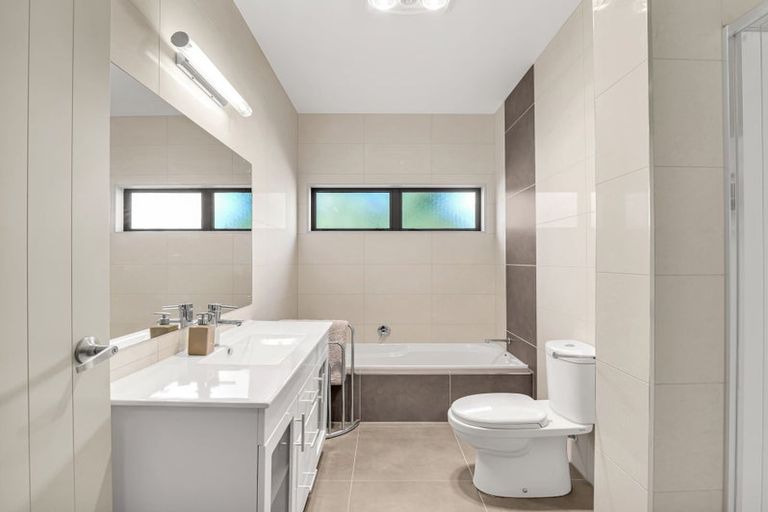 Photo of property in 23 Lithgow Drive, Otamatea, Whanganui, 4500