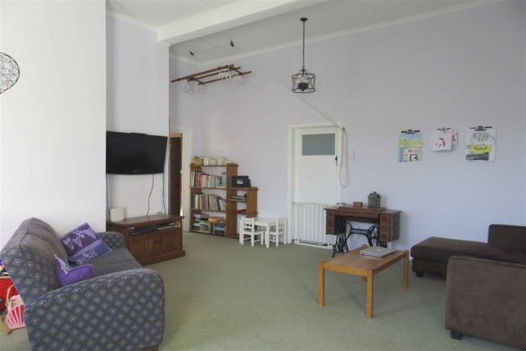 Photo of property in 275 Yarrow Street, Richmond, Invercargill, 9810