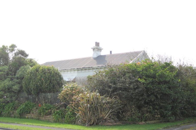 Photo of property in 2 Elizabeth Grove, Stratford, 4332