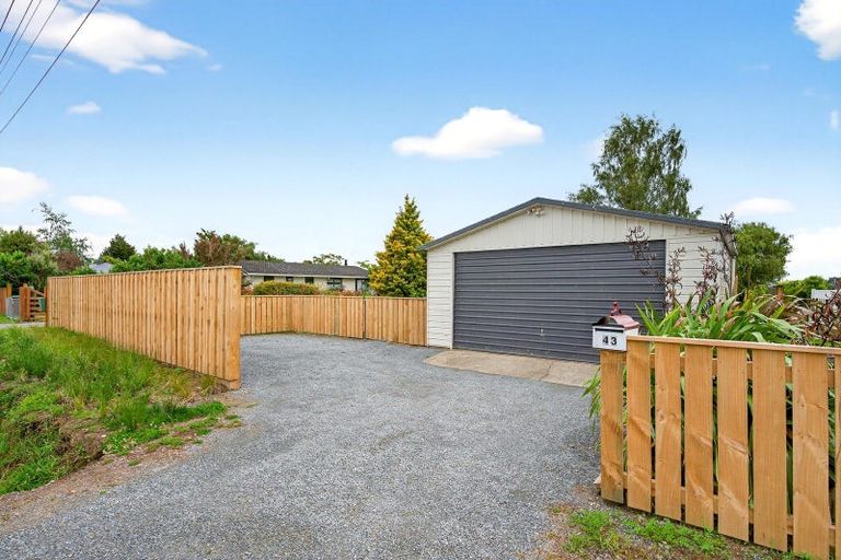 Photo of property in 43 Jellicoe Street, Greytown, 5712