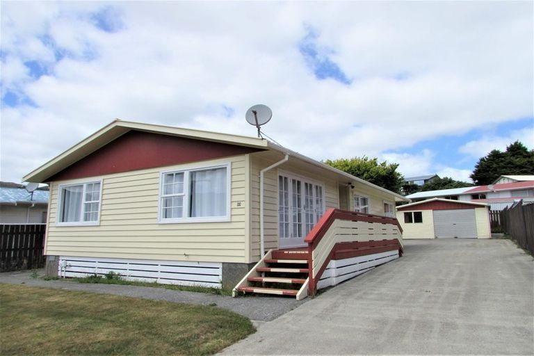 Photo of property in 33 Stockdale Street, Wainuiomata, Lower Hutt, 5014