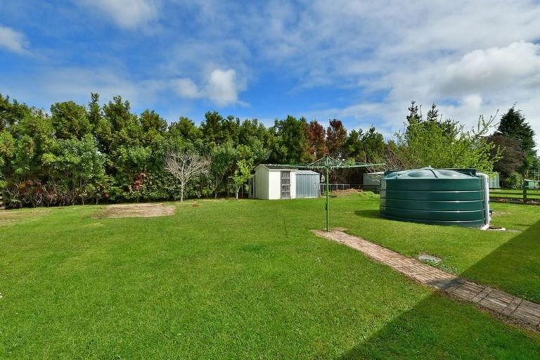 Photo of property in 7 Omana Avenue, Shelly Beach, Helensville, 0874