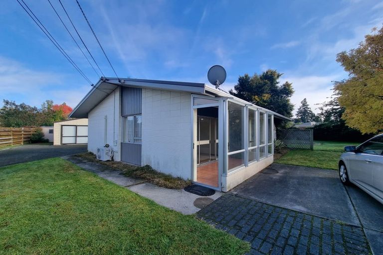 Photo of property in 8b Gifford Place, Utuhina, Rotorua, 3015
