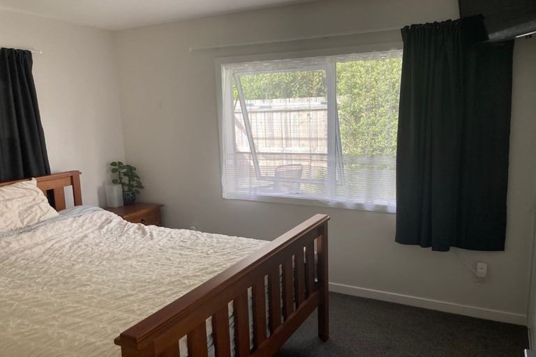 Photo of property in 6b Petherick Street, Taita, Lower Hutt, 5011